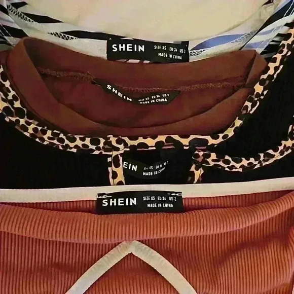 Shein Bundle 🎀 XS Crop Tops - Picture 10 of 10